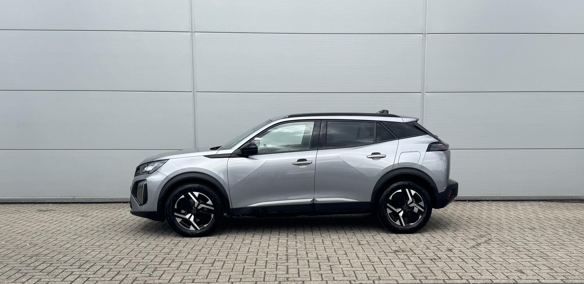 Peugeot 2008 1.2 Hybrid 145 Allure | Camera | Adaptieve Crui, Auto's, 1272 kg, Euro 6, 1199 cc, Leder en Stof