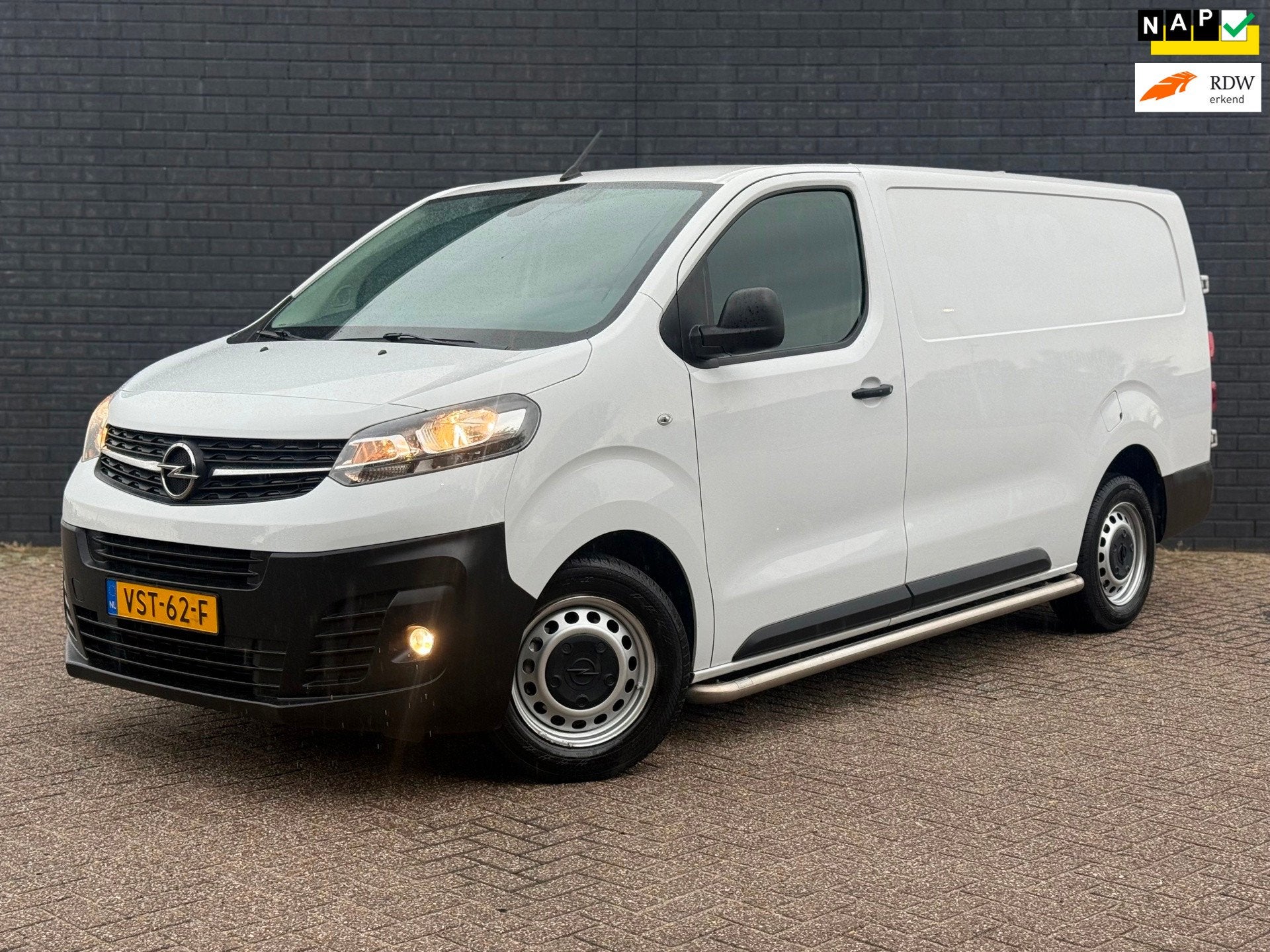 Volkswagen Transporter 1.5 CDTI L3H1 Edition Bj 11-2022 Airc, Auto's, Voorwielaandrijving, 15 km/l, 4 cilinders, 2000 kg