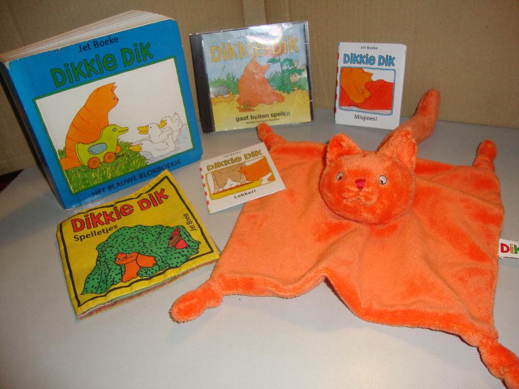 Dikkie Dik knuffeldoekje, CD en boekjes, Ophalen of Verzenden, Zo goed als nieuw, Overige typen