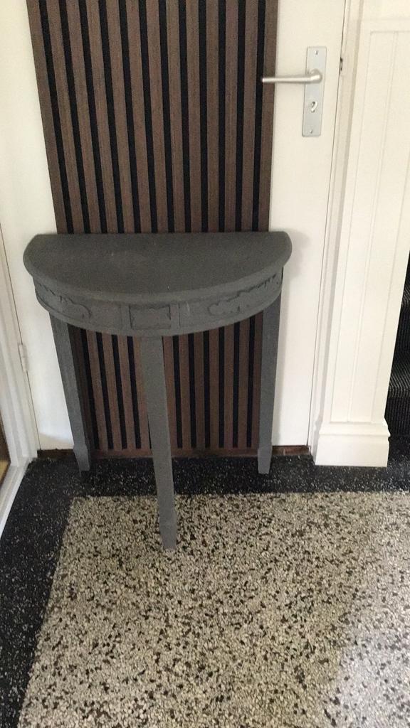 Halve maan tafeltje / haltafeltje, Ophalen, Minder dan 55 cm, Gebruikt, Overige vormen