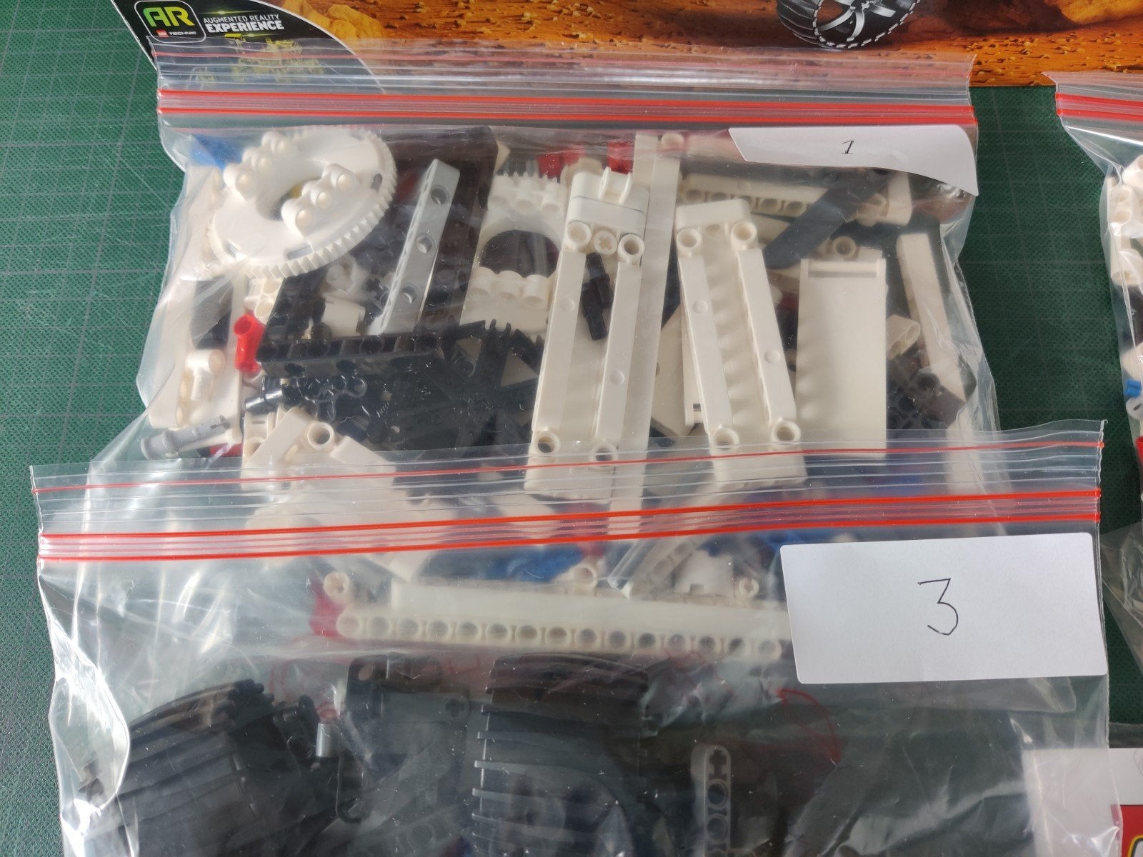 LEGO Technic 42158 in nieuwstaat, Ophalen of Verzenden, Zo goed als nieuw