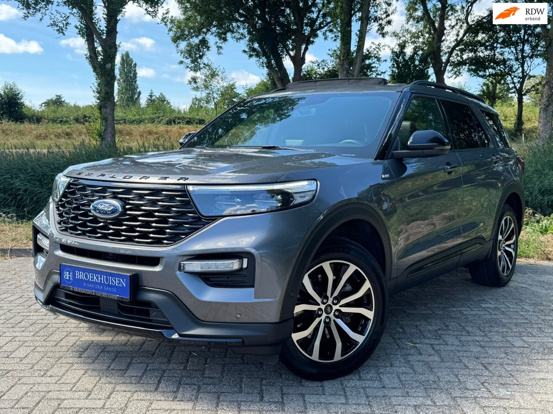 Ford Explorer 3.0 V6 EcoBoost PHEV ST-Line 457pk Panoramadak, Automaat, Dealer onderhouden, Zwart, Adaptive Cruise Control