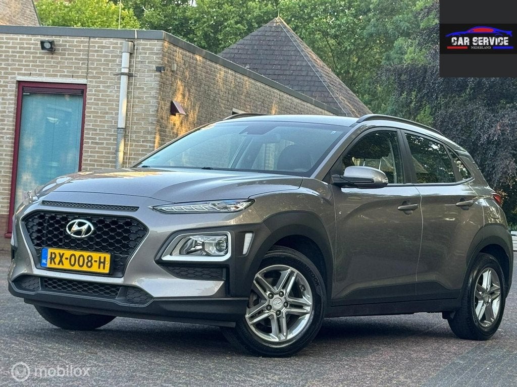 Hyundai Kona 1.0T Comfort/NAP/APK/NAVI/CARPLAY/CAMERA/PDC/OH, Auto's, Hyundai, Voorwielaandrijving, Gebruikt, Euro 6, Origineel Nederlands