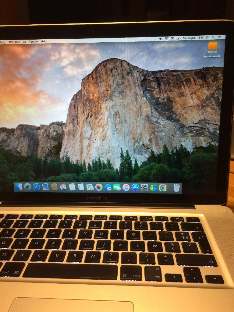 macbook pro, Computers en Software, Apple Macbooks, Gebruikt, MacBook Pro, 13 inch, 2 tot 3 Ghz, Minder dan 4 GB, Ophalen of Verzenden