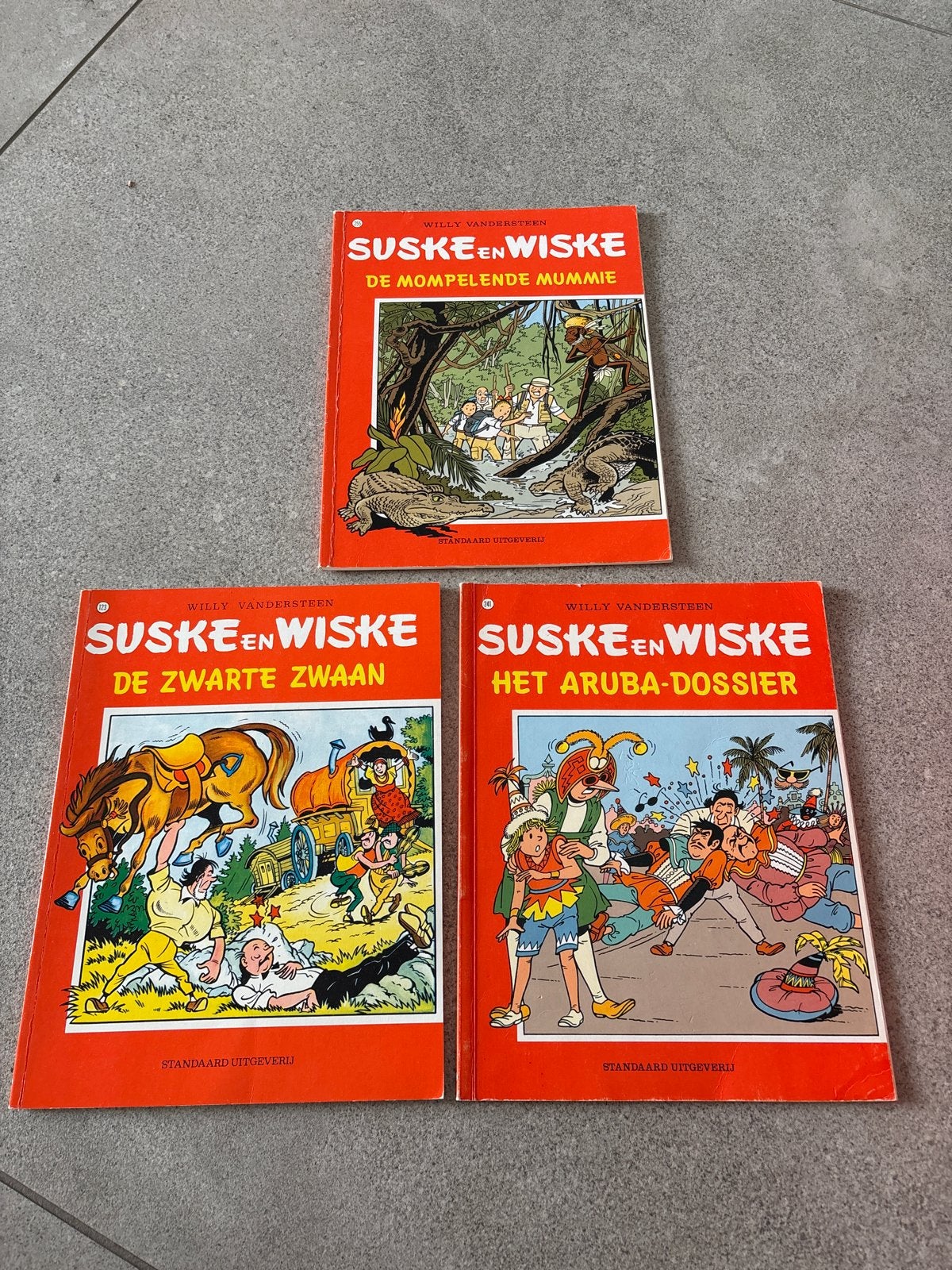 Suske en Wiske: De Mompelende Mummie, De Zwarte Zwaan, Het A, Meerdere stripboeken, Ophalen of Verzenden, Gelezen