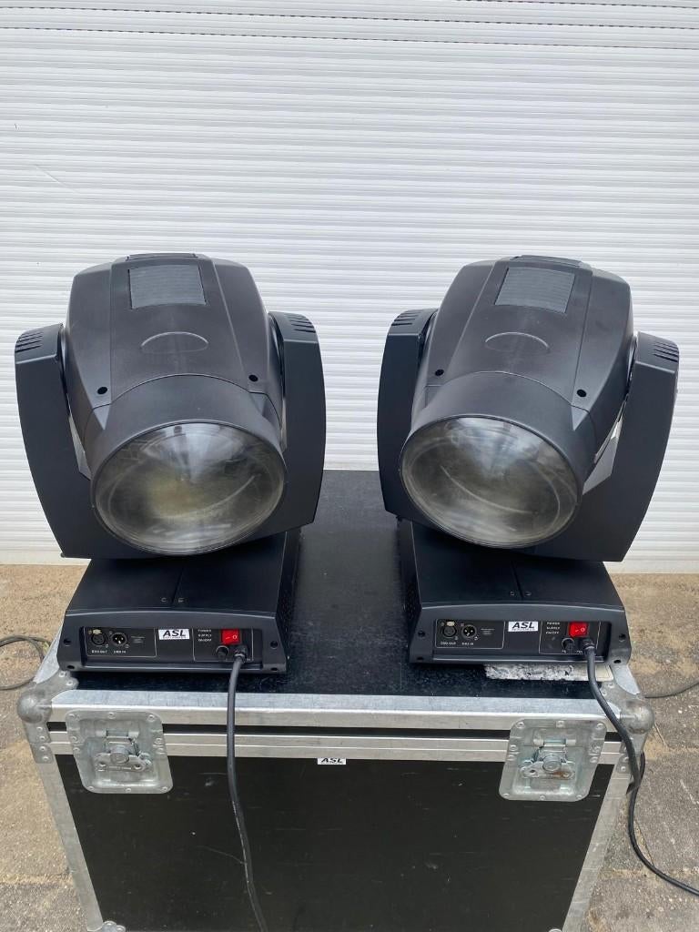 4x Moving head beam 300 met flightcase, Ophalen, Gebruikt, Licht, Kleur
