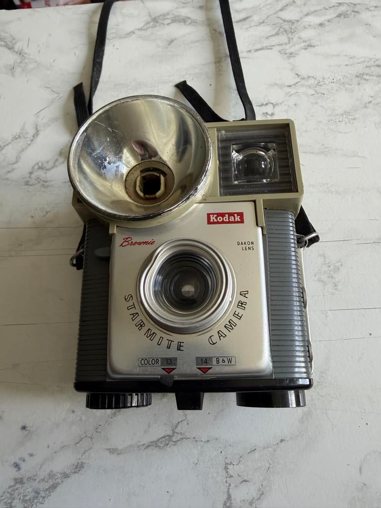Vintage Kodak Brownie Starmite Camera met flitser, Audio, Tv en Foto, Fotocamera's Analoog, Ophalen of Verzenden, Zo goed als nieuw