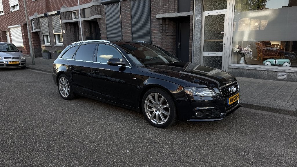 Audi A4 2.0 Tfsi 132KW Avant Multitronic 2010 Zwart, Auto's, Zwart, 4 cilinders, 179 pk, Zwart