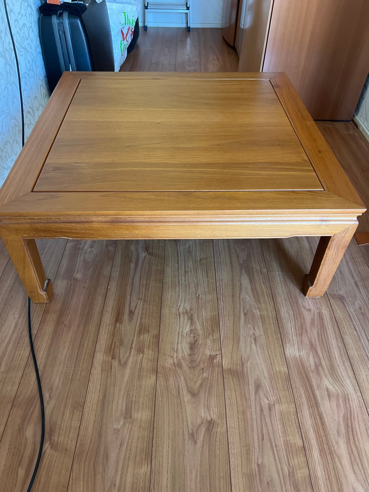 Salontafel van mooi hout, 100x100 cm, Ophalen, Gebruikt, 100 tot 150 cm, Vierkant