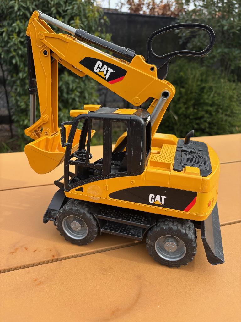 Bruder | Graafmachine Caterpillar, Ophalen, Gebruikt