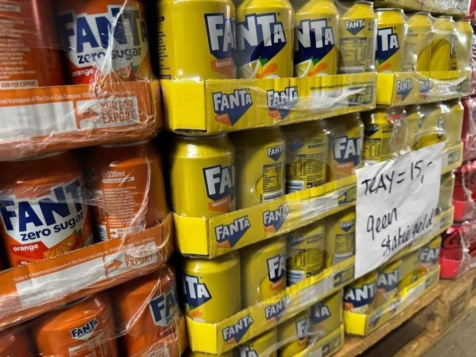 Div. Frisdranken zonder statiegeld per tray, Ophalen