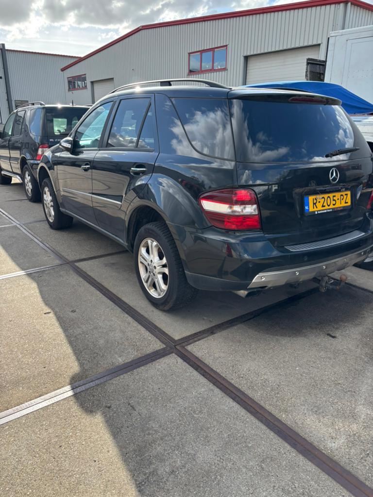 Mercedes Ml W164 320 cdi voor demontage, Auto-onderdelen, Ophalen of Verzenden, Gebruikt, Mercedes-Benz