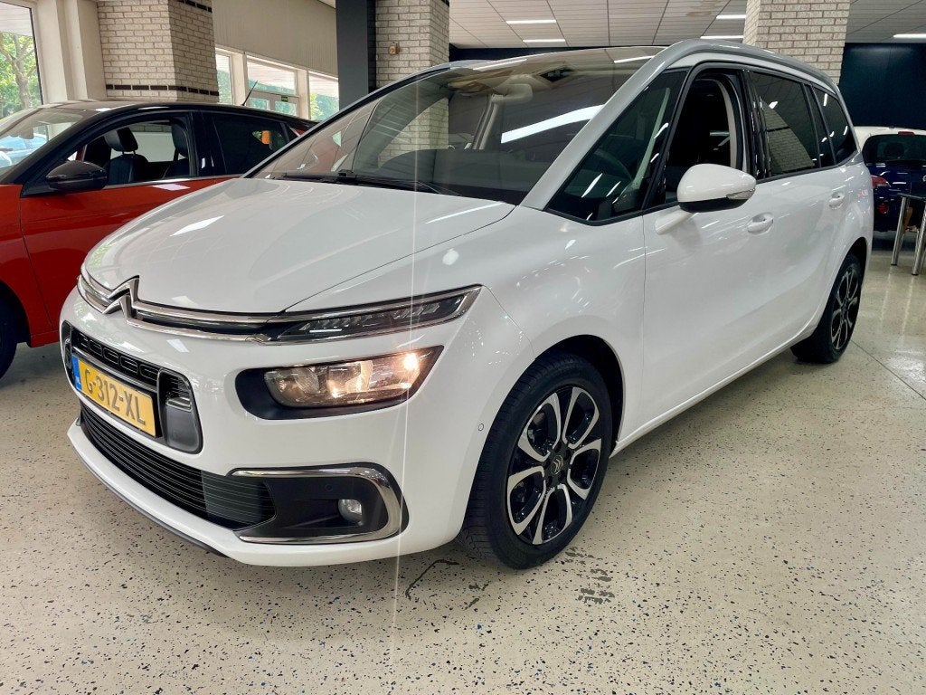 Citroen C4 GRAND SPACETOURER 1.2 130pk Business 7 Persoons N, Voorwielaandrijving, Gebruikt, 1199 cc, Met garantie (alle)