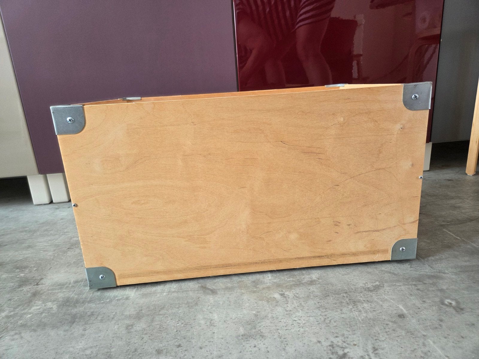 Ikea SNACK 19407 houten kist met metalen hoeken, Ophalen, 50 tot 75 cm, Zo goed als nieuw, Minder dan 40 cm