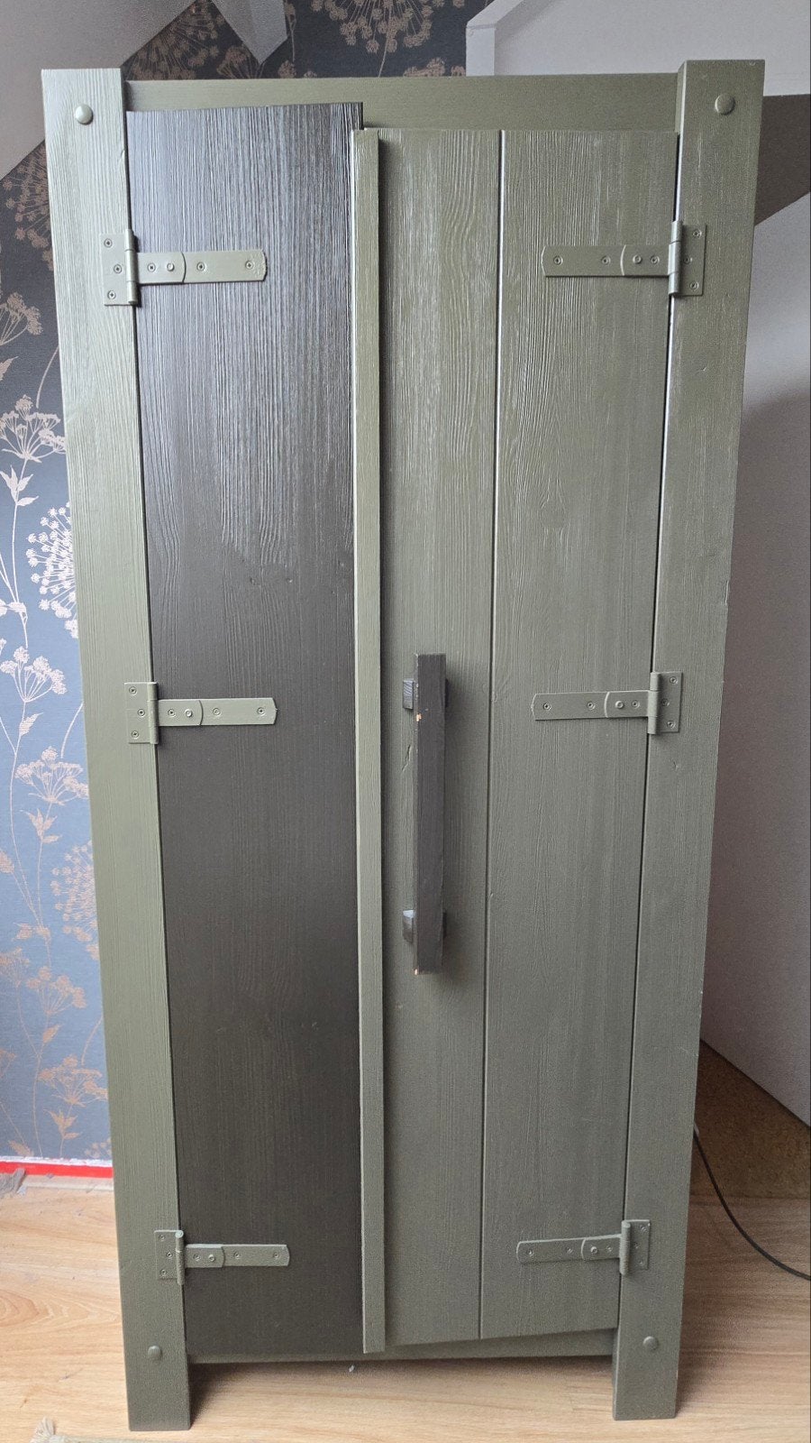 Stoere groene kast met planken en deuren, Ophalen, Kinderkamer, robuust, 50 tot 100 cm, 150 tot 200 cm