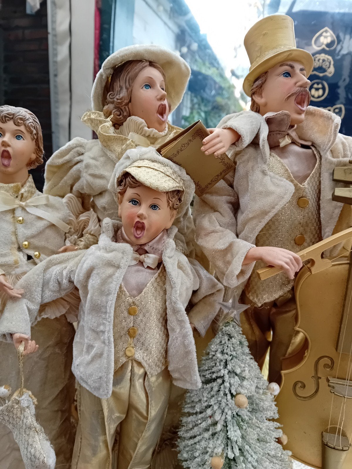 Victoriaanse kerstzangersset, Ophalen of Verzenden, Gebruikt