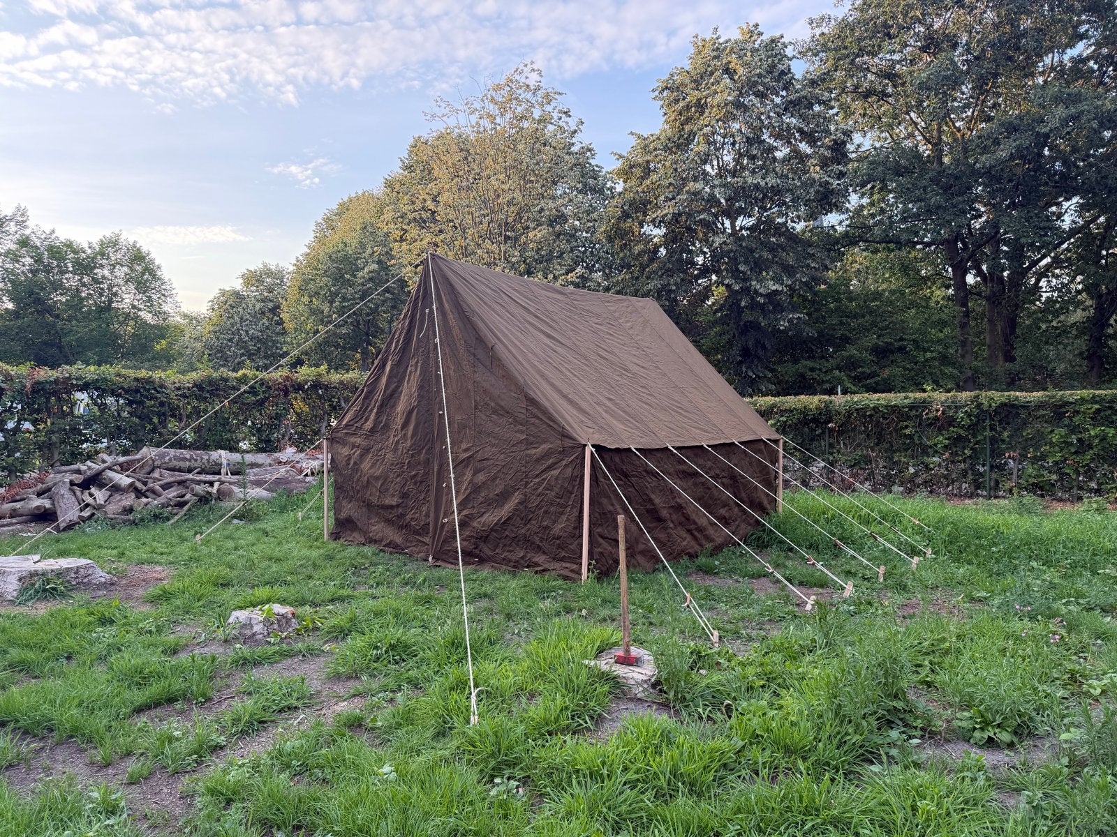 Large wall , leger tent, Caravans en Kamperen, Tenten, Ophalen, Gebruikt, Tot en met 3