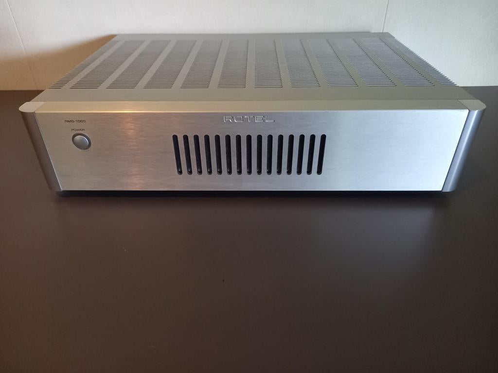 ROTEL RMB-1565 CLASS-D POWER-AMP 2 X 100 WATT 8 OHM, Audio, Tv en Foto, Versterkers en Receivers, Overige merken, Gebruikt, Ophalen of Verzenden