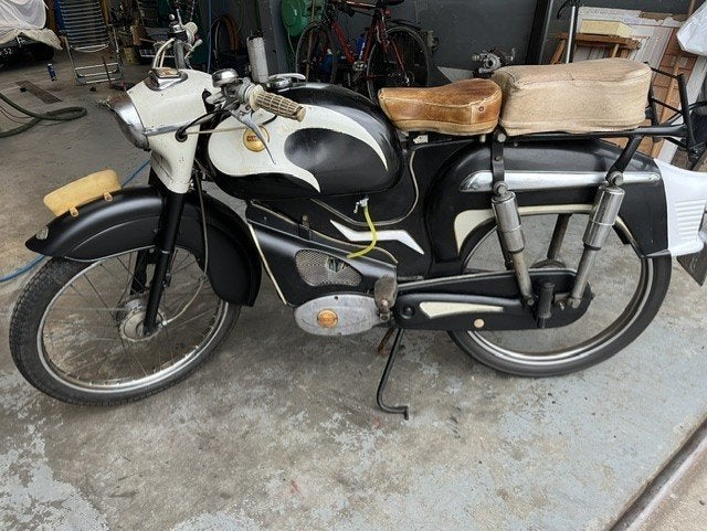 bromfiets HMW L1e 1972 de onverwoestbare ! met kenteken !, Fietsen en Brommers, Brommers | Oldtimers, Overige merken, Maximaal 45 km/u