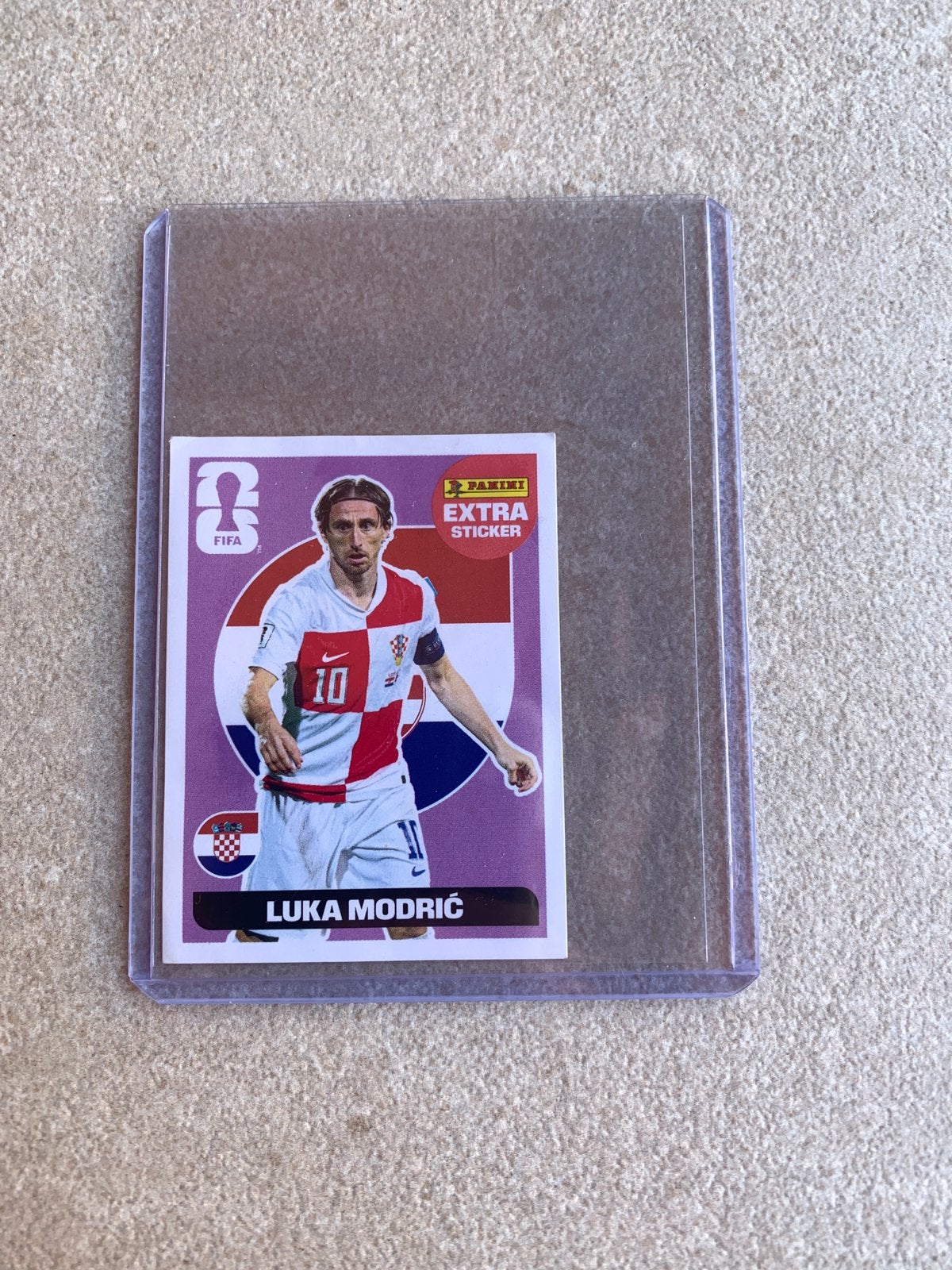 Panini extra sticker Luka Modric WK paars 2026, Hobby en Vrije tijd, Stickers en Plaatjes, Ophalen of Verzenden, Nieuw, Sticker