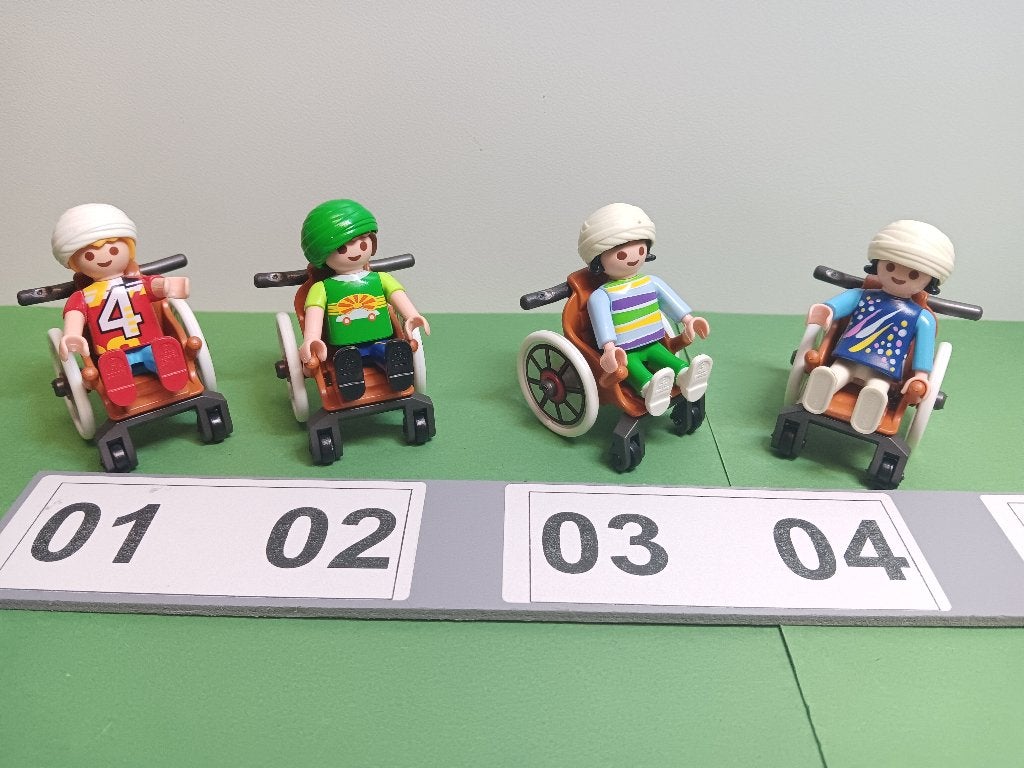 Playmobil Ziekenhuis Rolstoel Poppetje Onderdelen p.stuk1,95, Verzenden, Gebruikt, Losse onderdelen