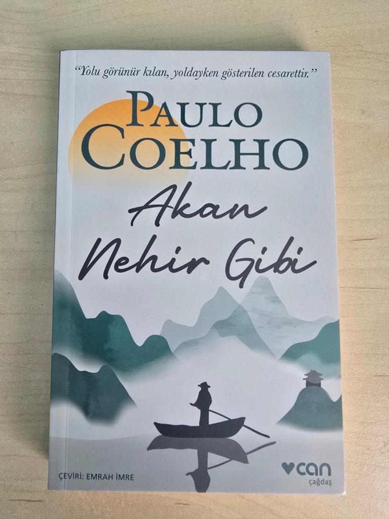 Akan Nehir Gibi. (Paulo Coelho), Ophalen of Verzenden, Zo goed als nieuw