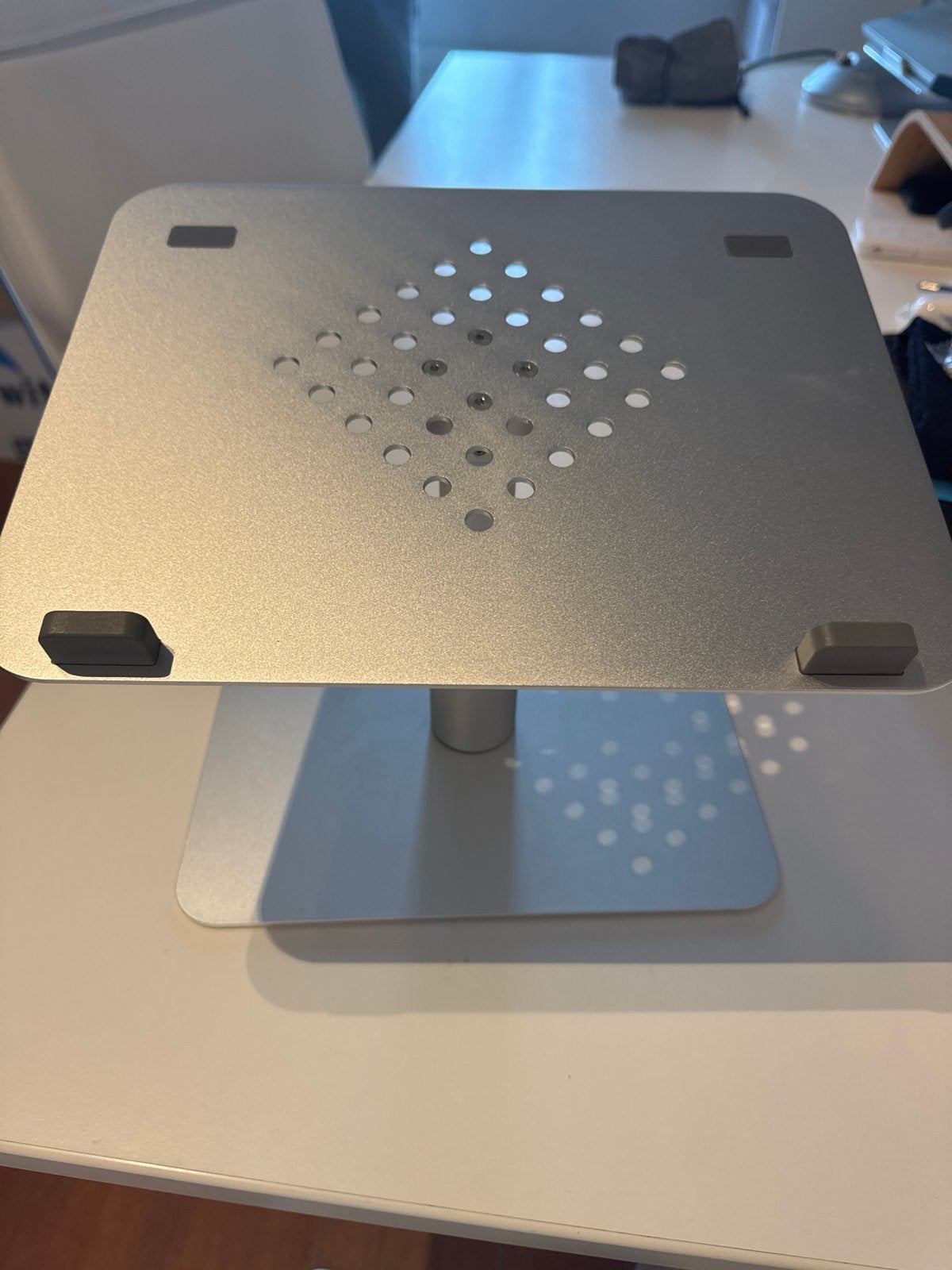 Verstelbare Laptopstandaard - Aluminium, Ophalen, Zo goed als nieuw, In hoogte verstelbaar