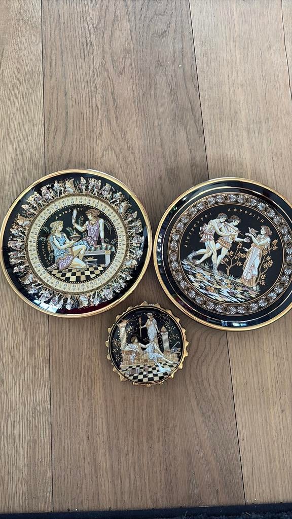 3 Griekse wandbordjes, Antiek en Kunst, Ophalen of Verzenden