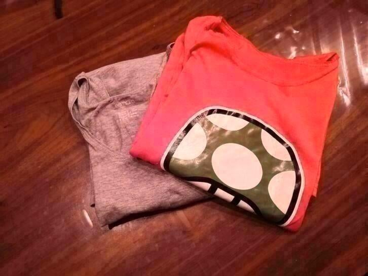 2 mouwloze zwangerschaps shirts/tops, Kleding | Dames, Positiekleding, Zo goed als nieuw, Shirt of Top, Maat 38/40 (M), Grijs