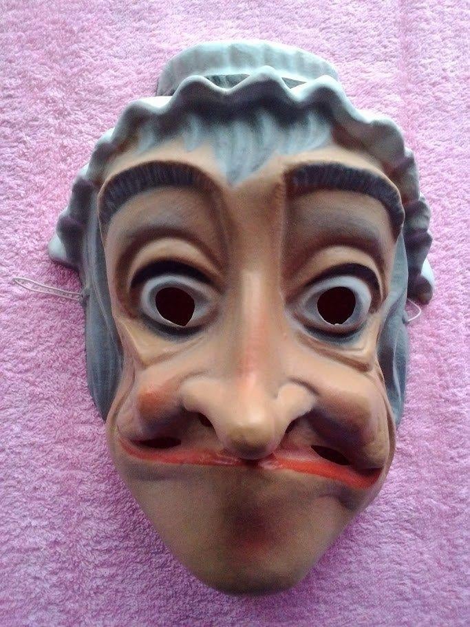 Masker Sarah Sara - oude dame - oude vrouw, Hobby en Vrije tijd, Feestartikelen, Ophalen, Zo goed als nieuw, Overige typen, Carnaval