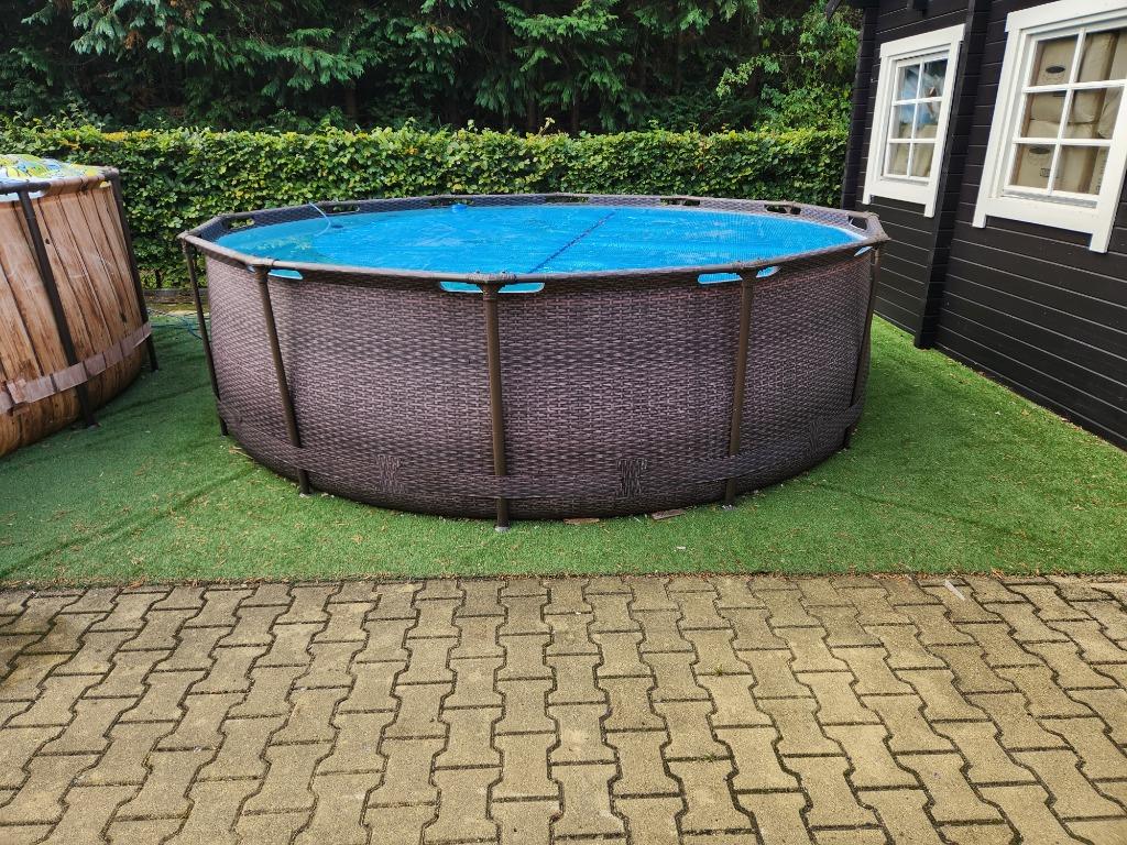 Bestway zwembaden | Showroommodellen, Ophalen, 200 tot 300 cm, 80 tot 120 cm, Zo goed als nieuw