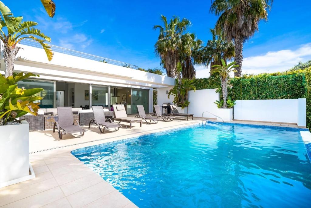 Te huur 8 persoons villa in Javea - Costa Blanca, 8 personen, 4 of meer slaapkamers, In bergen of heuvels, Costa Blanca