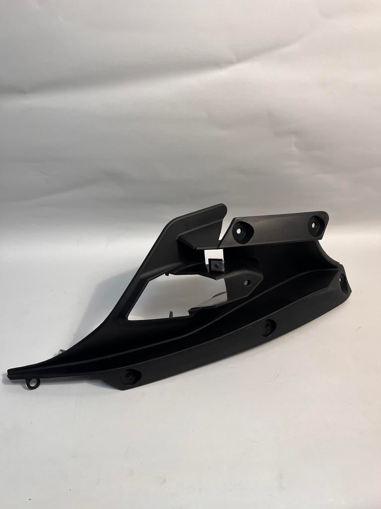 Binnenste zijscherm rechts voor MOTO GUZZI Norge 1200 GT, Motoren, Moto guzzi, Nieuw, Ophalen of Verzenden, Moto guzzi
