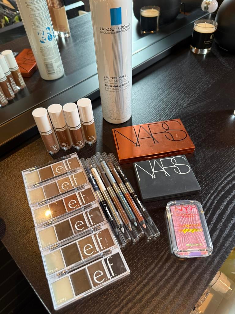Makeup pakket, Sieraden, Tassen en Uiterlijk, Uiterlijk | Cosmetica en Make-up, Ophalen of Verzenden, Zo goed als nieuw, Overige kleuren