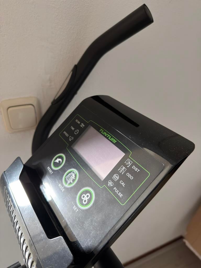 Hometrainer Tunturi B30 - Goede conditie, Ophalen of Verzenden, Zo goed als nieuw, Metaal, Benen