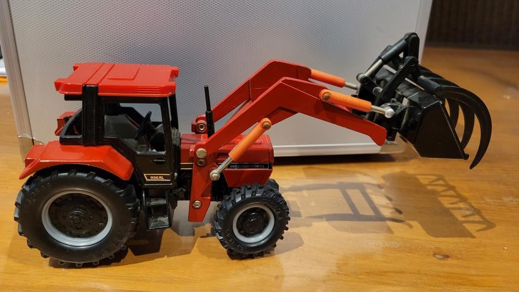 Case International 956xl  met voorlader modeltractor, Overige merken, Gebruikt, Auto, 1:32 tot 1:50