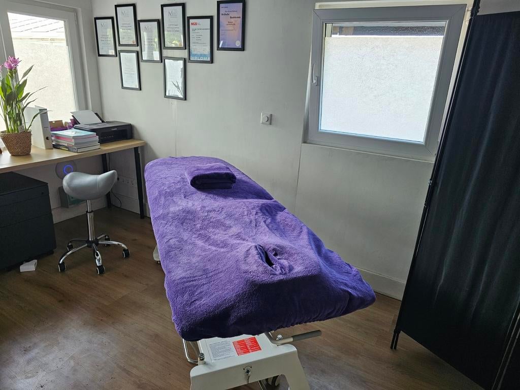 Massage; hotstone, sport, ontspanning, haptisch, ayurvedisch, Sportmassage