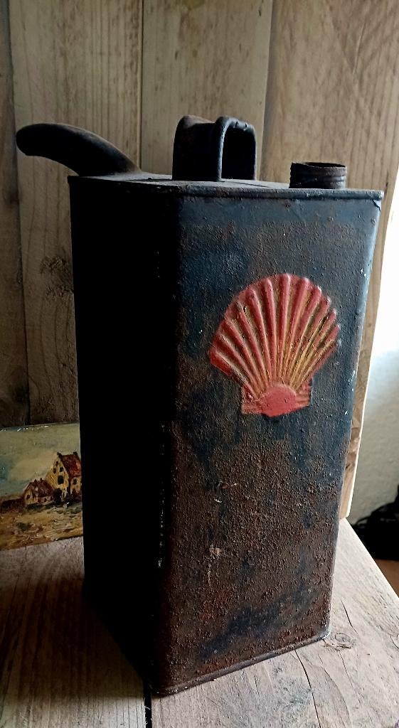 Shell oliekan zwart met geel rode schelp antiek, Verzamelen, Merken en Reclamevoorwerpen, Ophalen, Gebruikt, Gebruiksvoorwerp