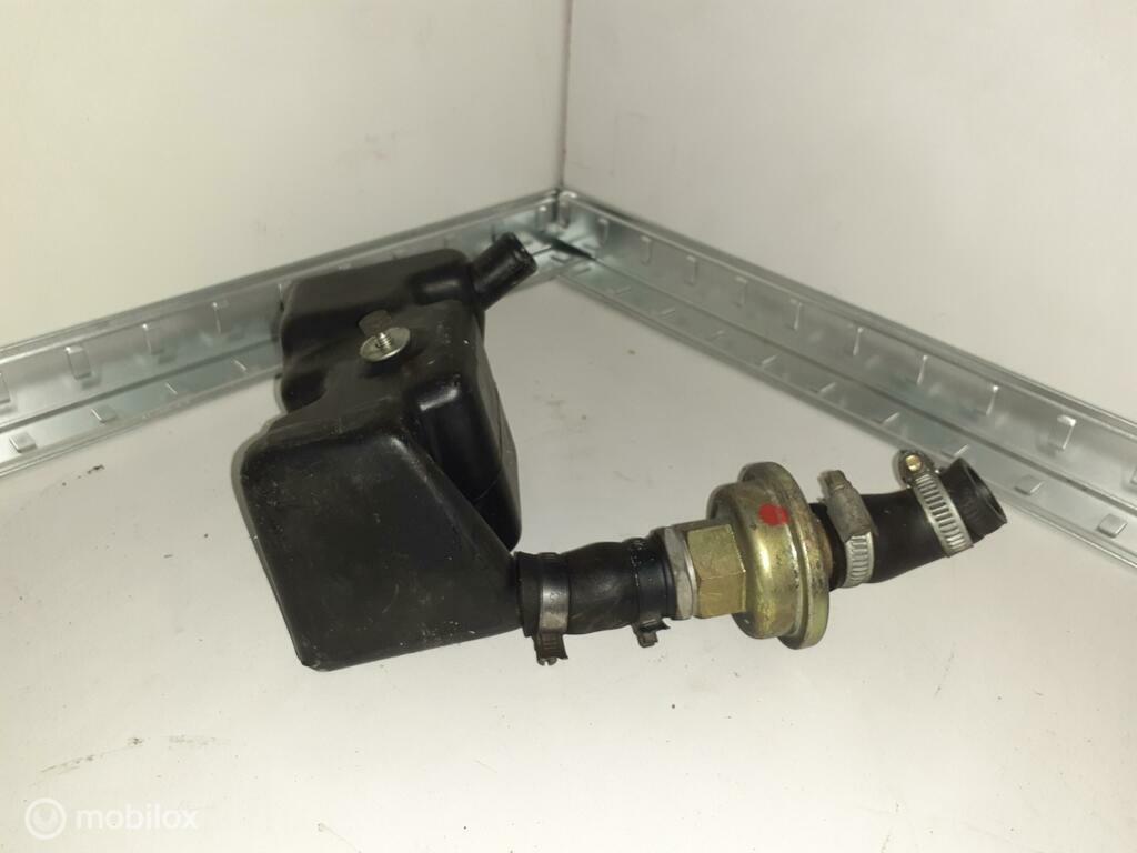 Carterbeluchting carterontluchting  Paso 750 906 907 907ie, Motoren, Ophalen of Verzenden, Gebruikt