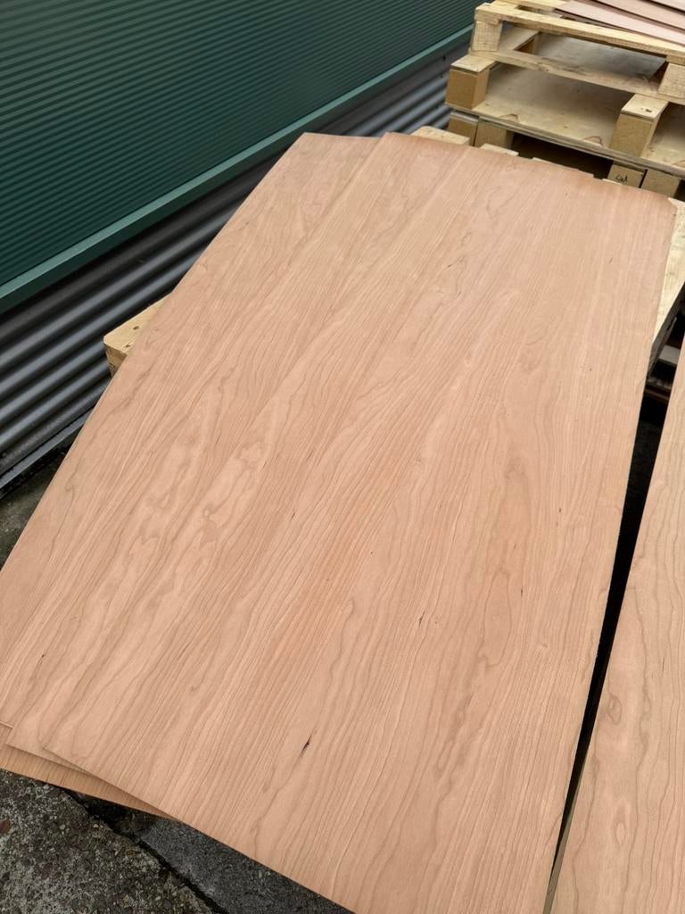 Kersen fineer platen kersen hout fineer 140x54cm kersenhout, Doe-het-zelf en Verbouw, Platen en Panelen, Ophalen, Nieuw