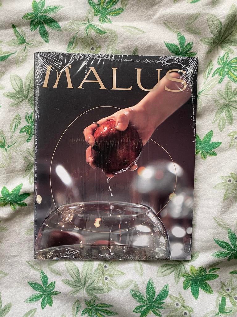 SEALED oneus malus album eden versie nieuw ongeopend, Ophalen of Verzenden, Zo goed als nieuw, Aziatisch