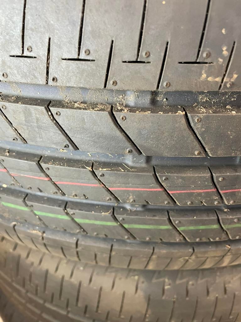 “215 45 18 Bridstone. Demo. Puntjes zitten er nog op”, Ophalen, 18 inch, Band(en), Personenwagen