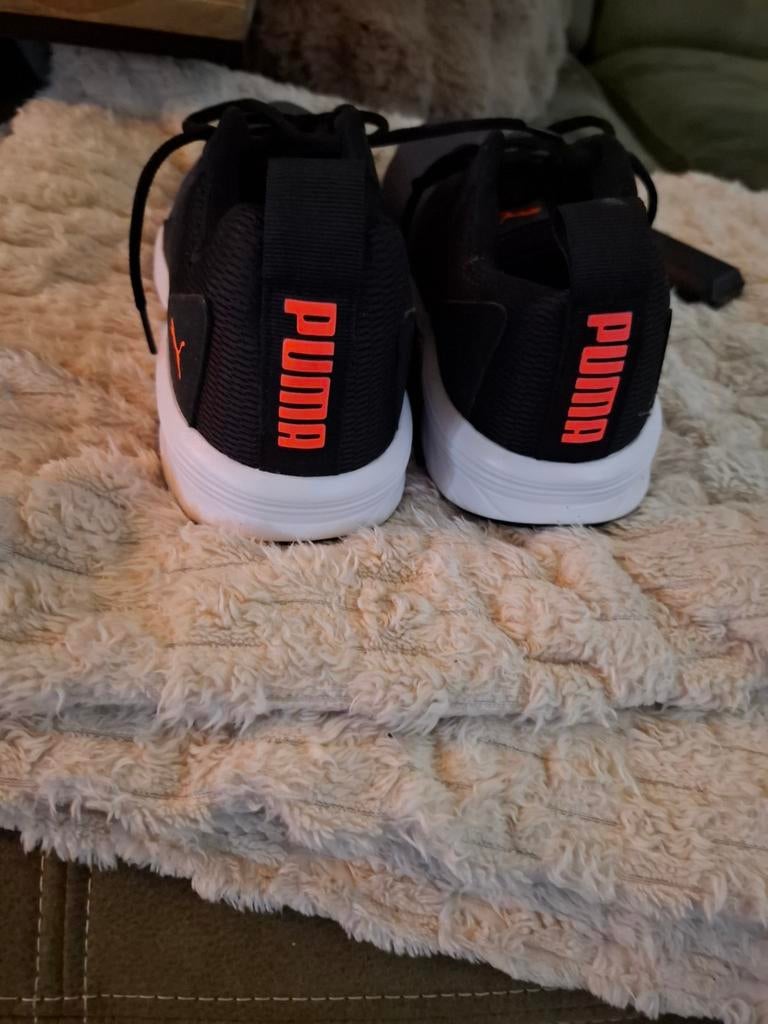 PUMA, Ophalen of Verzenden, Nieuw, Schoenen