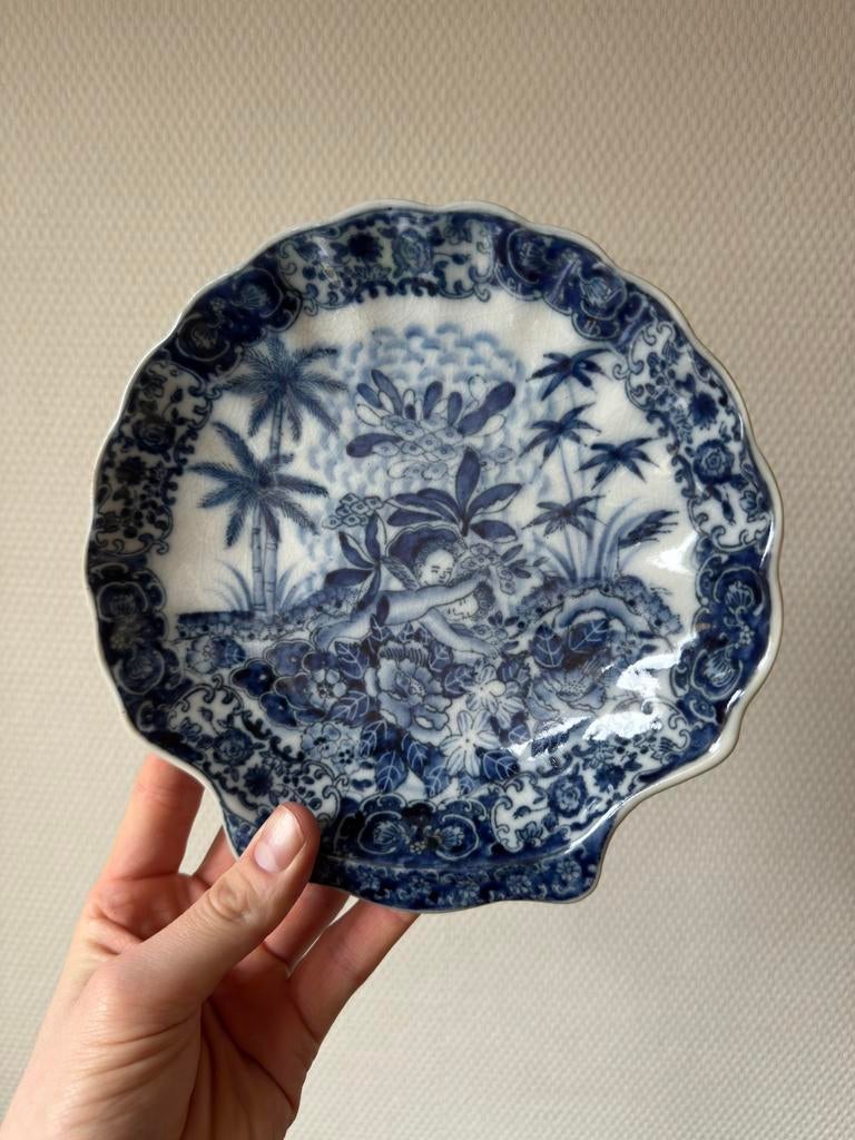 United Wilson Porseleinen Schelp Bordje met Putti, Engel, Ophalen of Verzenden