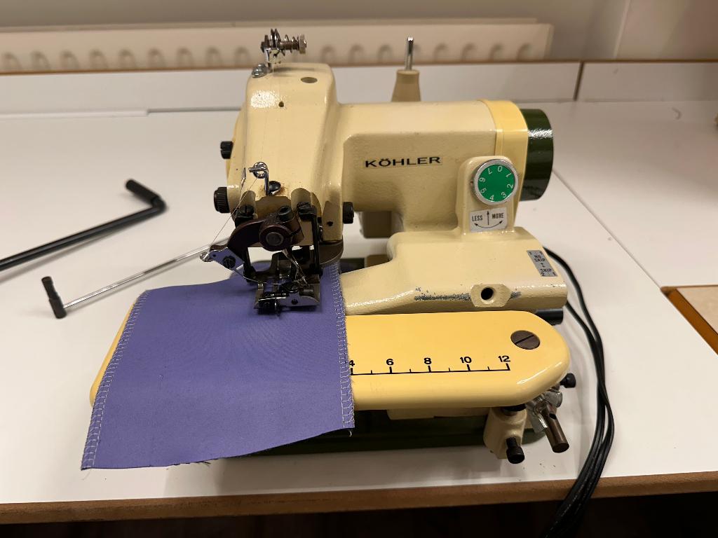 Blindzoommachine Köhler - gebruikt maar goed werkend, Overige merken, Gebruikt, Ophalen of Verzenden, Lockmachine