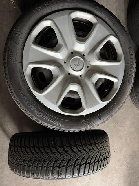 Banden Winter Kuhmo 195/50/R15, Auto-onderdelen, Banden en Velgen, Ophalen, 15 inch, Winterbanden, Band(en)