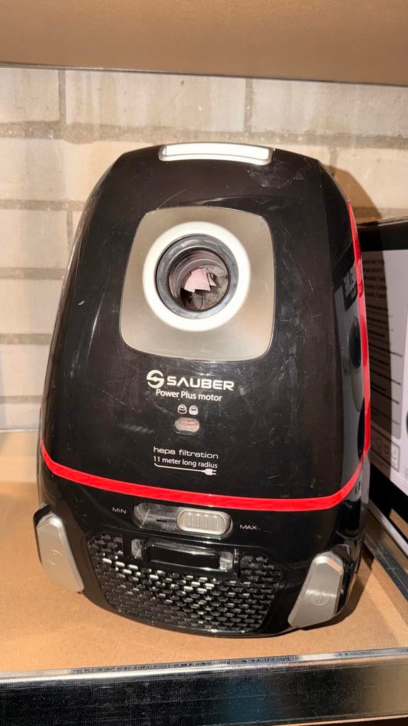 Sauber Stofzuiger - Gebruikt, Witgoed en Apparatuur, Stofzuigers, Ophalen of Verzenden, Gebruikt, Reservoir, Minder dan 1200 watt
