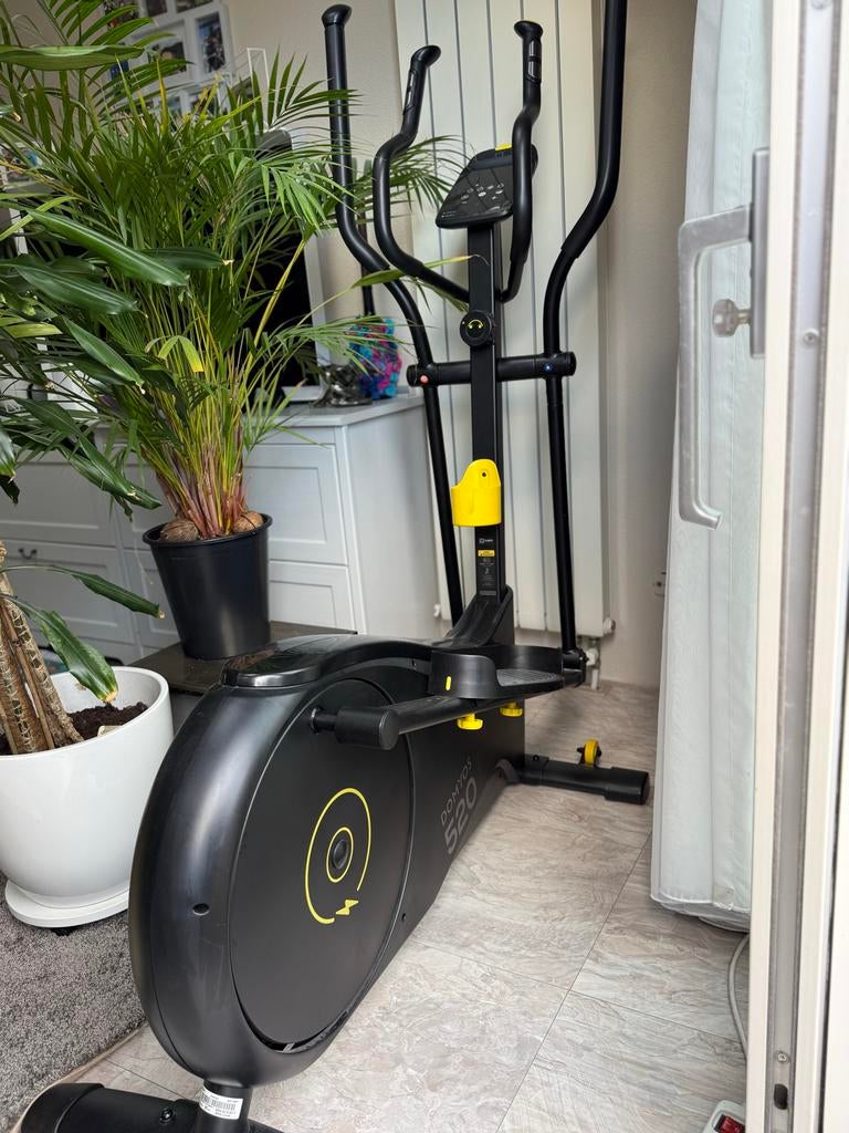 Domyos Crosstrainer 520 - Zo goed als nieuw!, Sport en Fitness, Ophalen, Kunststof, Zo goed als nieuw, Crosstrainer