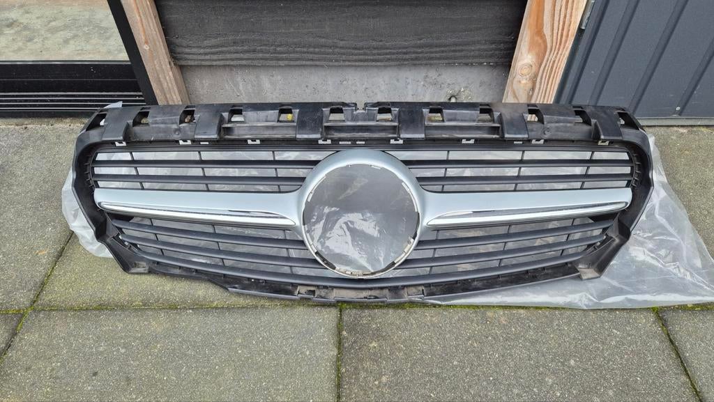 Nette gril mercedes 190 cla, Auto-onderdelen, Ophalen of Verzenden, Motorkap