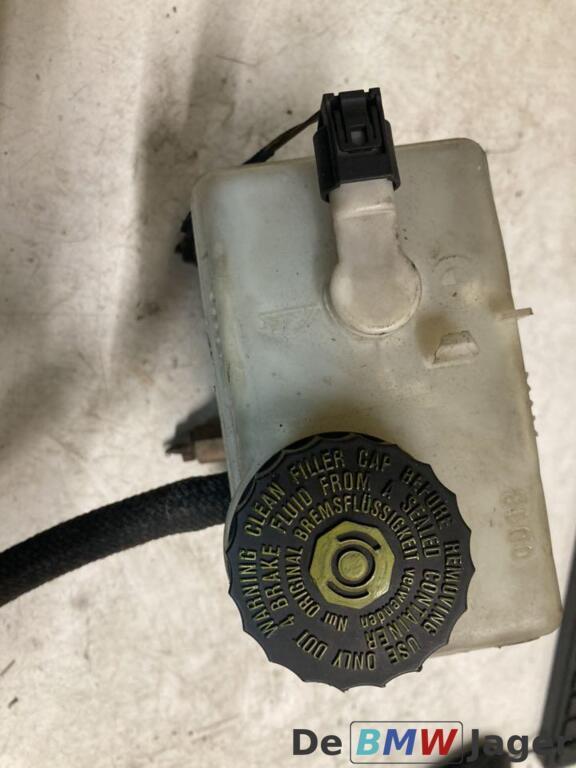 Remvloeistofreservoir BMW 3-serie E46 34326751589